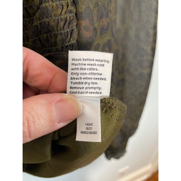 Nine West women’s sz Small square neck long sleeve green leopard print blouse - Picture 4 of 8